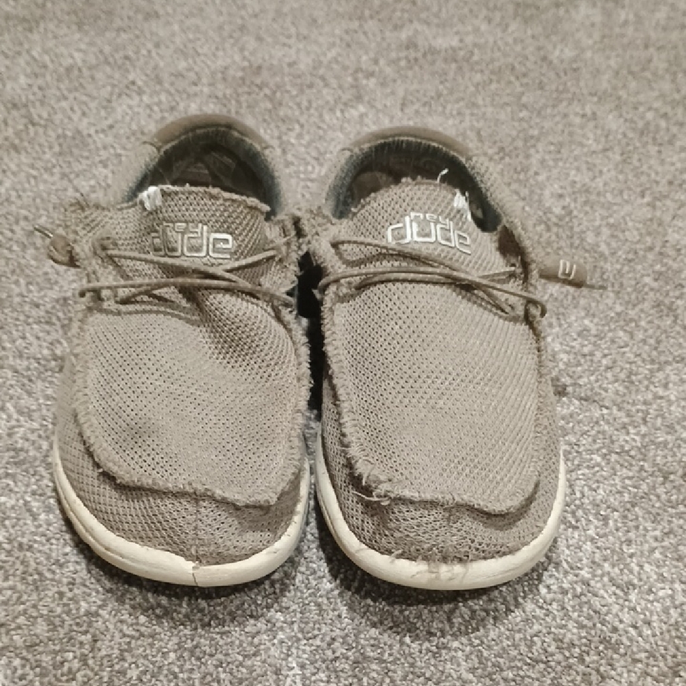 Men's Hey Dudes Size 8